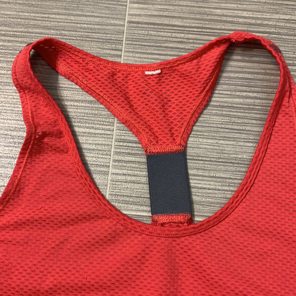 Tank top - Picture 2 of 5